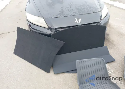 2023 Tesla Model Y Awd/Long Range Dual Motor All-Wheel Drive z USA, uszkodzony, nr VIN 7SAYGDEE0PF689630